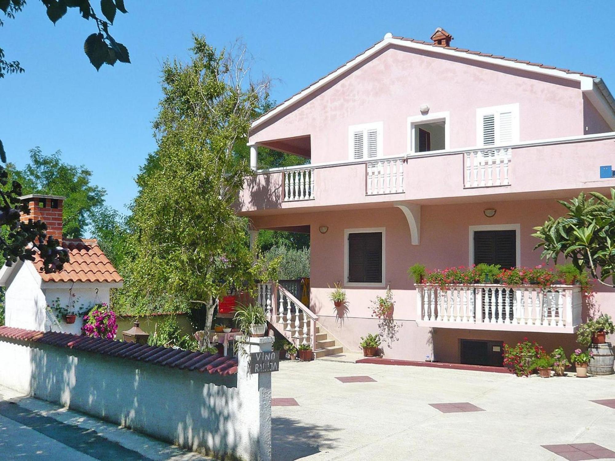 Apartments Ljilja In Privlaka, Near Sandy Beach Привлака Екстериор снимка