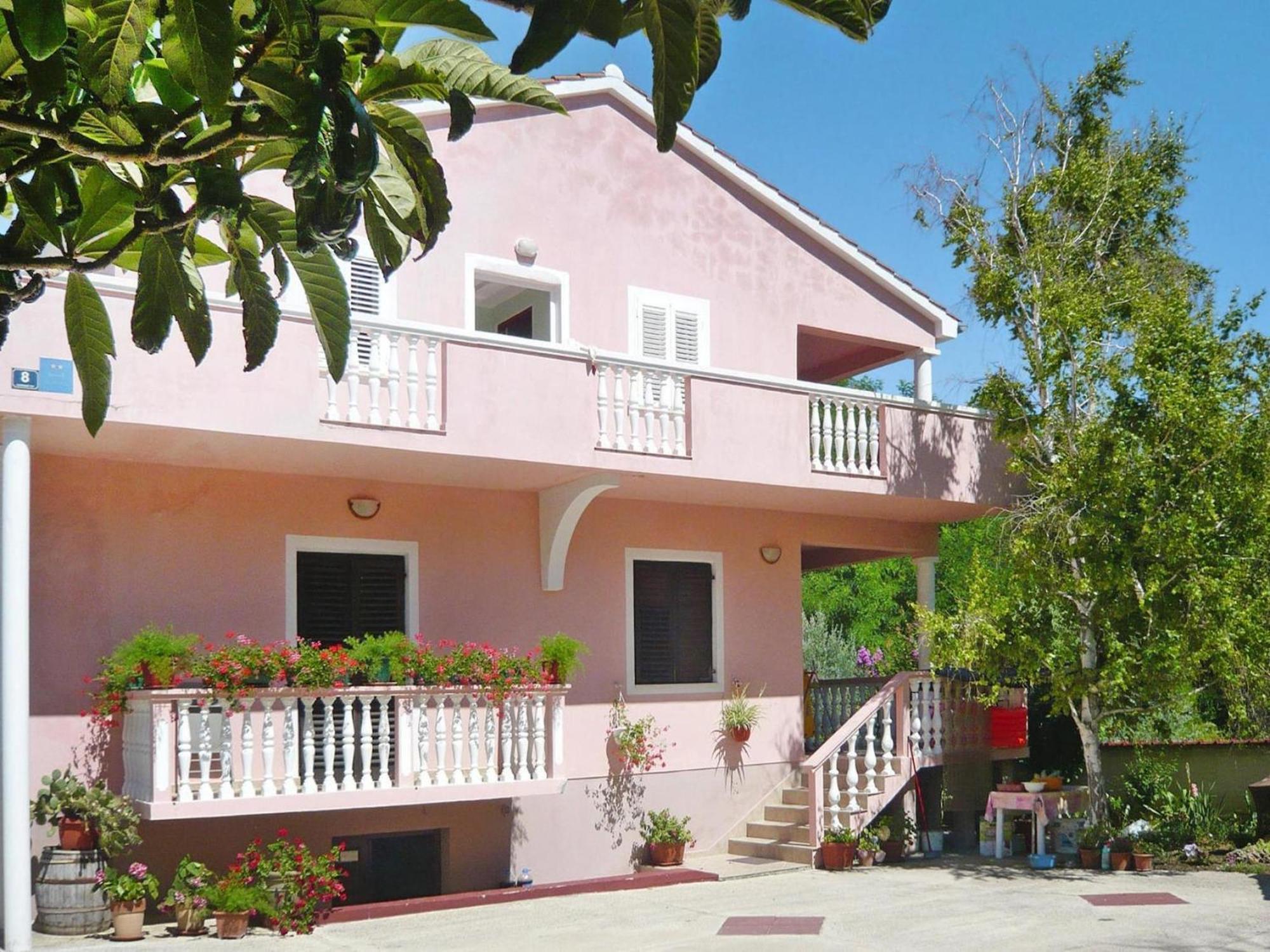 Apartments Ljilja In Privlaka, Near Sandy Beach Привлака Екстериор снимка