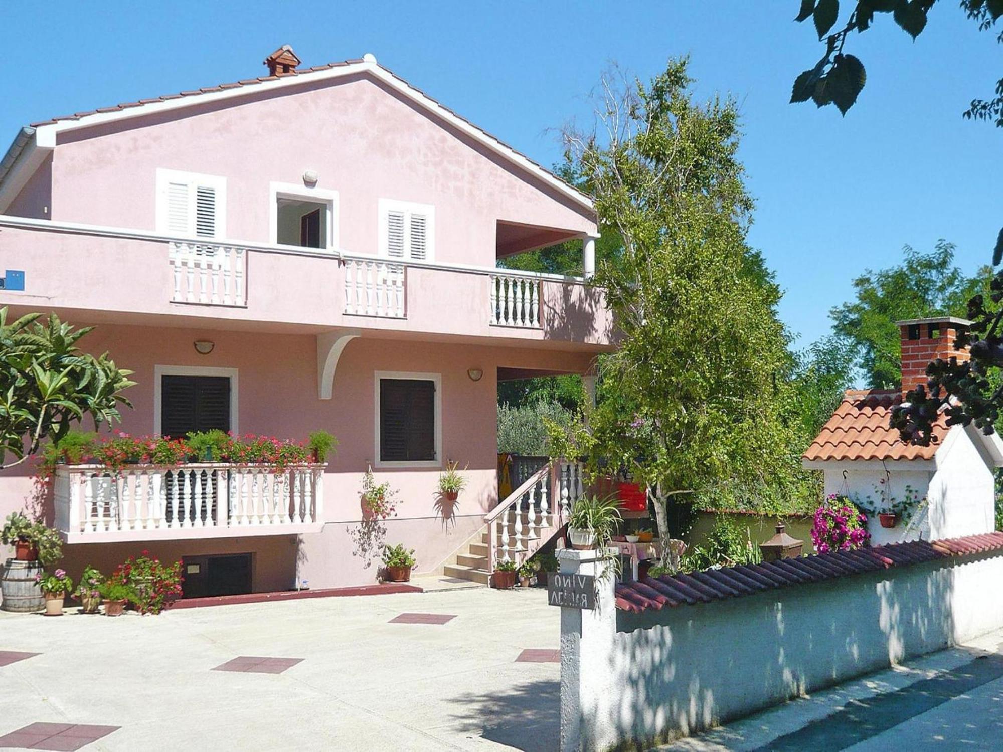 Apartments Ljilja In Privlaka, Near Sandy Beach Привлака Екстериор снимка